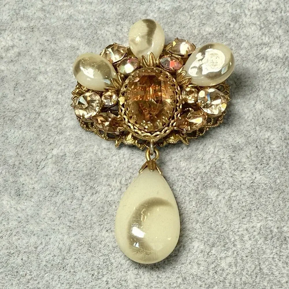Vintage Signed Regency Beautiful Art Glass Stone Dangle Brooch Gold Tone